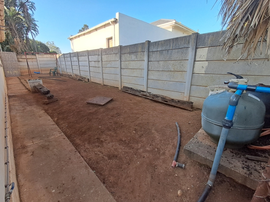 4 Bedroom Property for Sale in Van Riebeeck Hoogte Eastern Cape